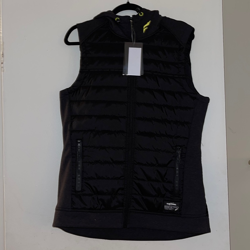 NWT Flag Nor Fail Running Vest
